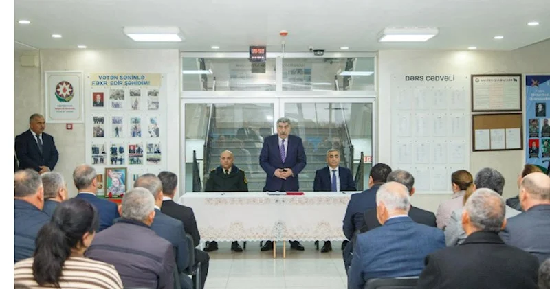 İcra başçısı kənddə səyyar qəbul keçirdi FOTOLAR