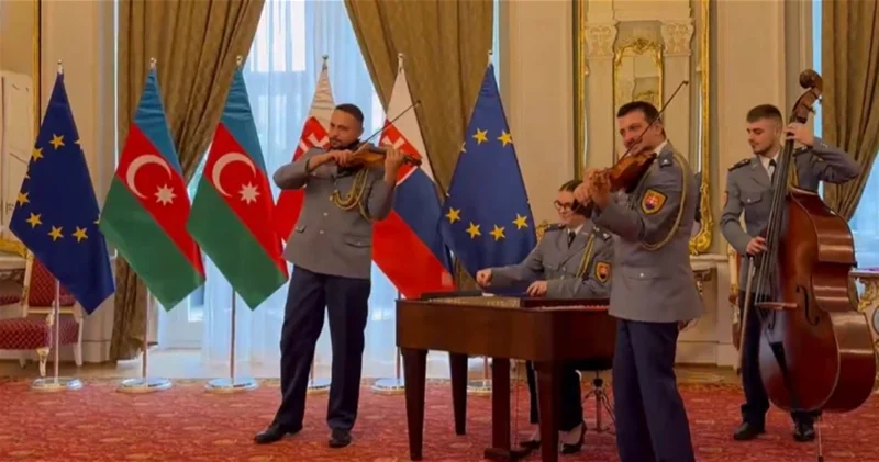 Музыкальный жест уважения: В Братиславе исполнили Qurban olum, Azərbaycan ВИДЕО