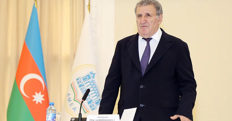 AMEA da dünya şöhrətli Çin alimi Liu Huinin 1800 illik yubileyinə həsr olunmuş elmi konfrans keçirilib