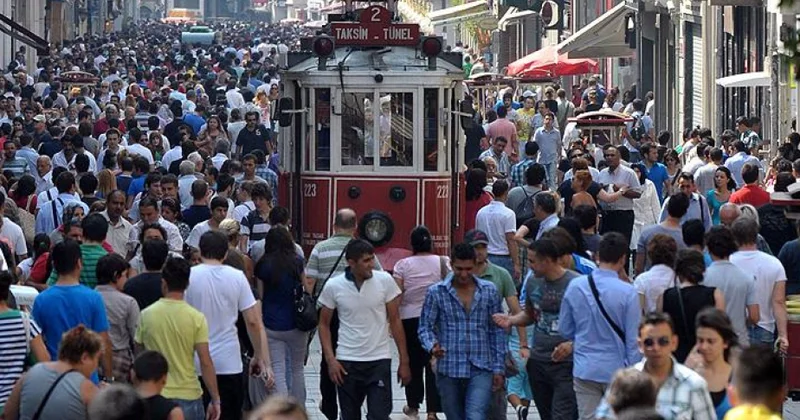 Türkiyədə doğum səviyyəsi 11 ci ildir azalmaqdadır