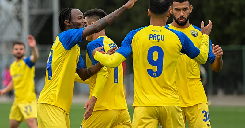 Kəpəz in 3 futbolçusu Araz Naxçıvan la oyunu kənardan izləyəcək