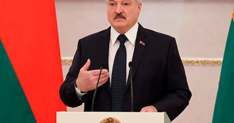 Lukaşenko: “Belarus müharibə istəmir”