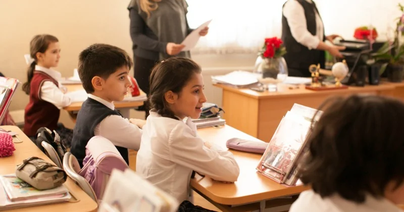 В школах Азербайджана обновляется языковая политика