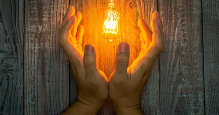 Bu ölkədə elektrik enerjisi pulsuz oldu: Bunun necə mümkün olduğu AÇIQLANDI