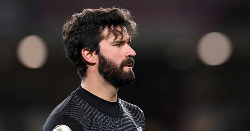 Alisson Beker Arne Slotun müdafiəsinə qalxdı