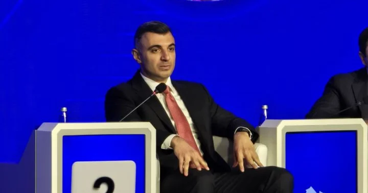 Taleh Kazımov: “ABB nin İPO sunda səhmlərə sifarişlərin 84% i mobil əlavə vasitəsi ilə verilib”