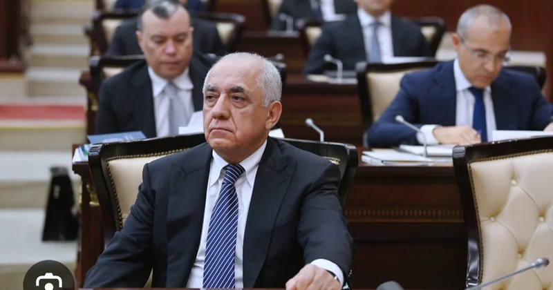 Baş nazir büdcə müzakirəsində iştirak edir