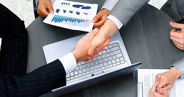 İqtisadçı Əkrəm Həsənov: “4 günlük iş həftəsi mexanizminin Azərbaycanda tətbiqi real görünmür”