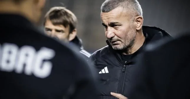 Qarabağ ın Ayaks la oyunöncəsi son məşqindən Şəkillər