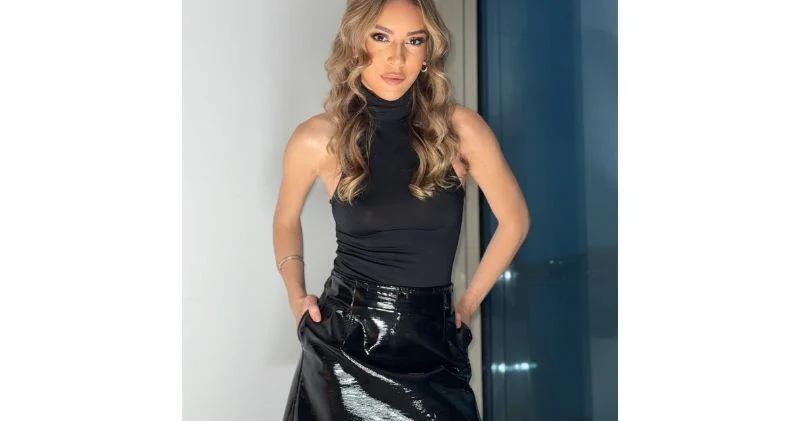 Актриса Синем Кобал поделилась фото из Баку