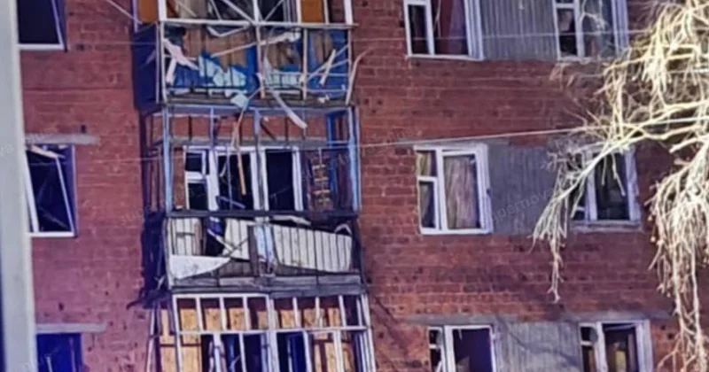 В Чебоксарах обломки беспилотника упали на жилой дом: есть пострадавшие