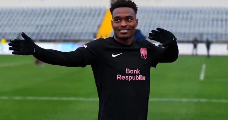 200 cü qol “Neftçi”nin qapısından keçdi, Mikels bombardirə çatdı