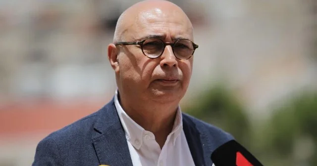 Gürcüstan bu ölkədəki səfirini vaxtından əvvəl geri çağırır