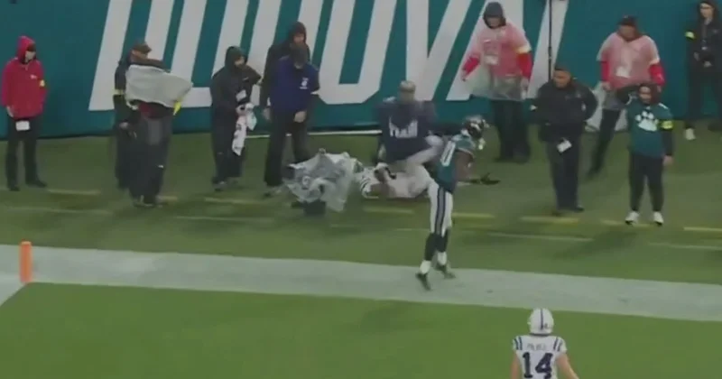 Amerika futbolunda kuryoz hadisə VİDEO