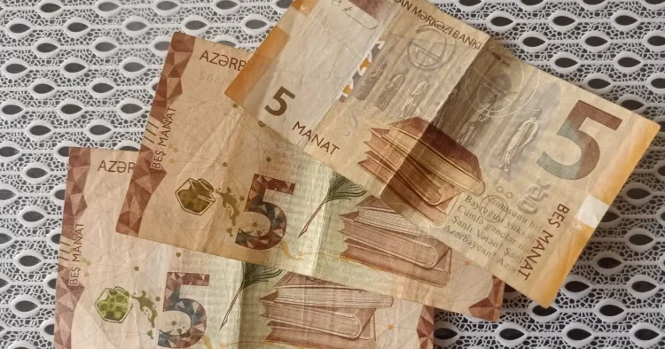 Azərbaycanda ehtiyac meyarı 15 manat ARTIRILDI
