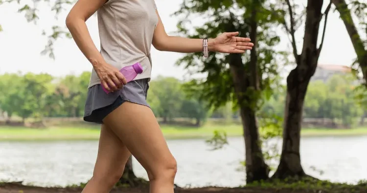 50 yaşdan yuxarı üçün sadə üsul: qaçış hərəkətliliyi artırır