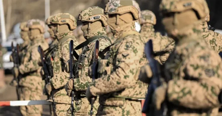 Hərbçilər hansı hallarda odlu silahdan atəş aça biləcəklər?