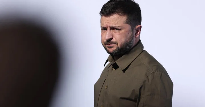 Zelenski Ukraynadan qaçmağa hazırlaşır?