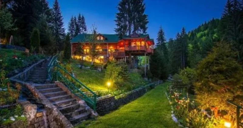 Çauşeskinin evi hərraca çıxarıldı