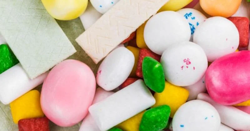 Saqqız udmaq təhlükəlidirmi?