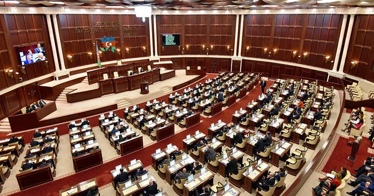 Парламент Азербайджана утвердил госбюджет на 2026 год