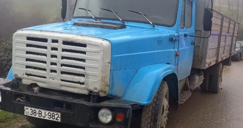 İki maşın toqquşdu 4 yaralı var