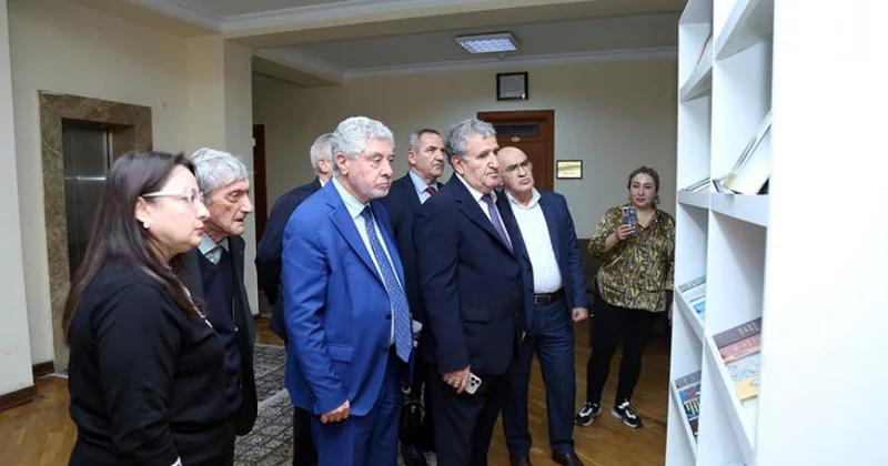 Ədəbiyyat İnstitutunun illik hesabatı: 151 iş, 98 kitab, 872 məqalə