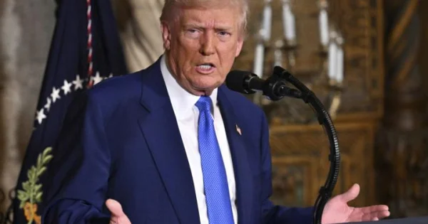 Tramp Zelenskiyə bir neçə gün VAXT VERDİ