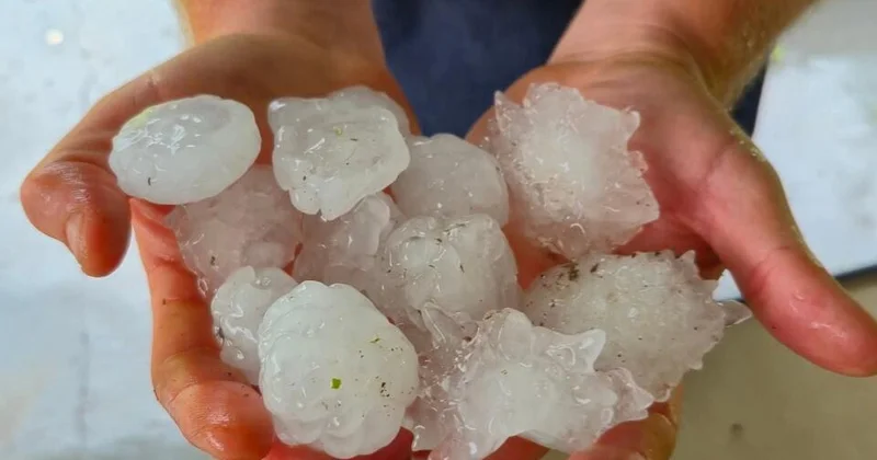 Крупный град выпал в ЮАР ФОТО ВИДЕО