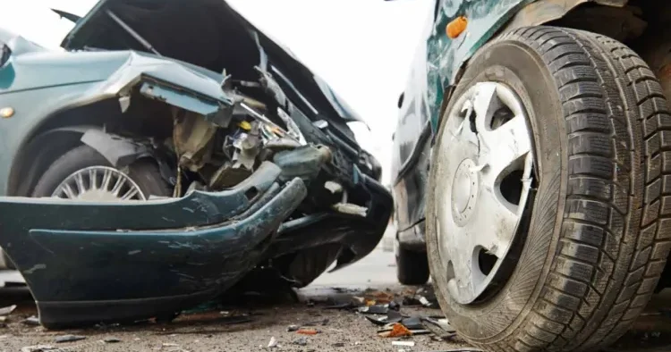 Ard arda avtoqəzalar: Nələrə diqqət edilmir? AÇIQLAMA