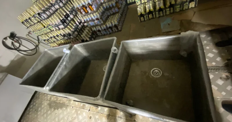 Bakıda alkoqolsuz içkilərin istehsal müəssisəsində ciddi nöqsanlar aşkarlandı FOTO