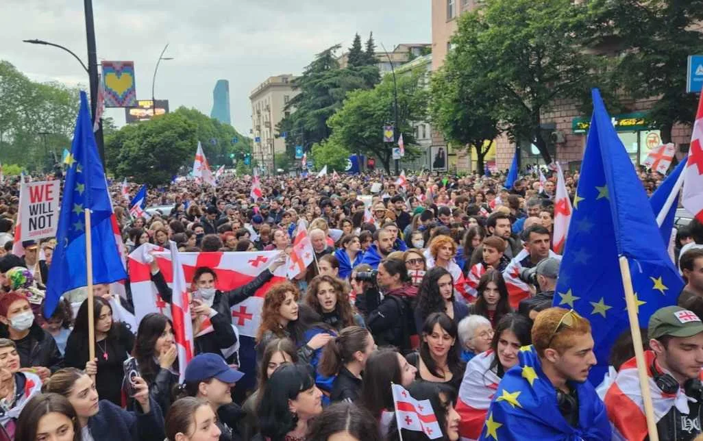 Bu gün Tbilisi yenidən qarışacaq