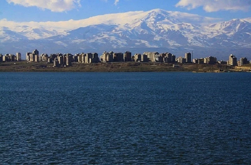 Ərdəbildə ekoloji peoblem Şorabil gölünə dizel yanacağı axıdılır