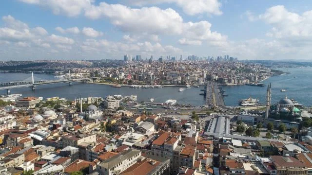 İstanbulda İŞİDə pul yollayanlar saxlanılıb