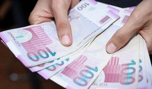 Bu şəxslərin maaşına 100 manat əlavə ödəniləcək Qərar