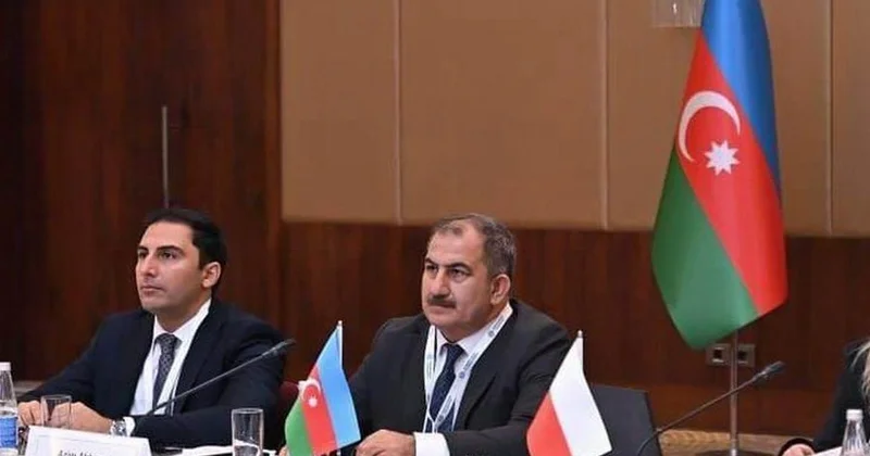 Pul kütləsinin həcmi, bank kreditləri və maliyyə resurslarının real sektora yönəldilməsi mühüm rol oynayır