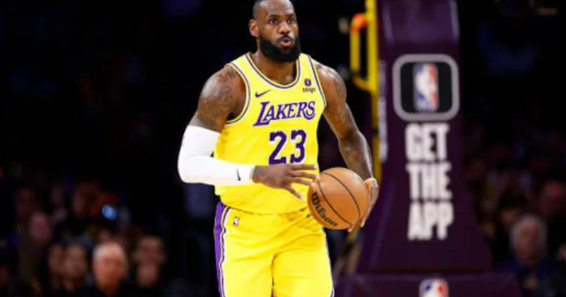 Lebron Əbdül Cabbarın rekordunu yenilədi