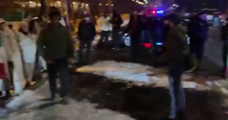 İrəvandakı iranlılar Pəhləvinin qayıtmasını istəyirlər GÖRÜNTÜ