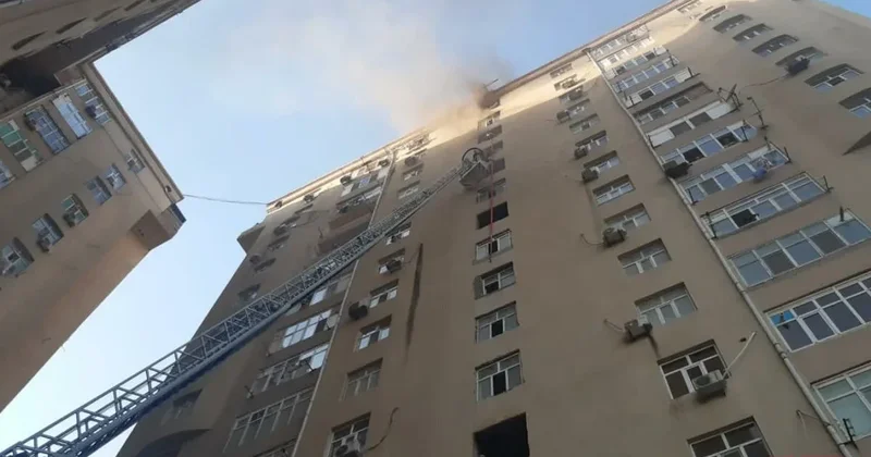 Masazırda yaşayış binasında yanğın baş verib, zəhərlənən var VİDEO