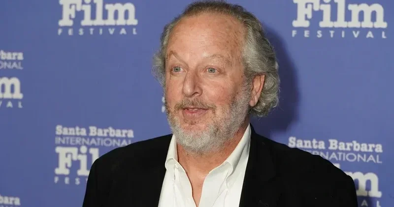 Evdə tək filminin ulduzu cərimələnib