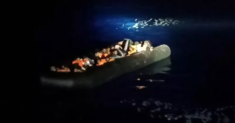 İzmir sahillərində daha 37 miqrant xilas edildi