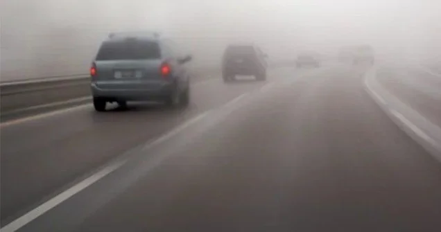 Şimal Qərb bölgəsində QATI DUMAN: Göz gözü görmür VİDEO