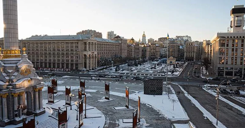 Киев обесточен, нет воды и тепла