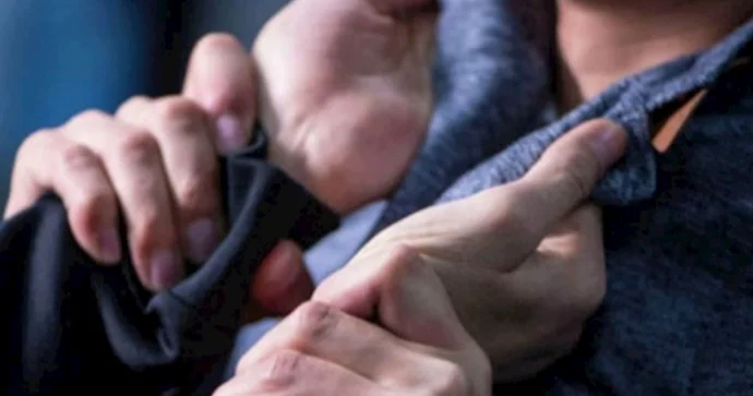 Bakıda taksi sürücüləri müştəri üstündə dava etdilər TƏFƏRRÜAT