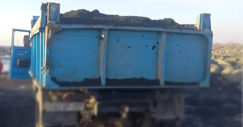 В Балакяне из реки незаконно вывозили песок и гравий