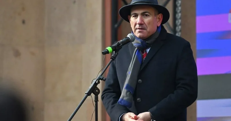 Пашинян: К программе реформирования АПЦ присоединились 16 священников