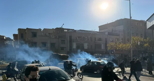 Rza Pəhləvi İranda hakimiyyəti ələ keçirməyə çağırdı