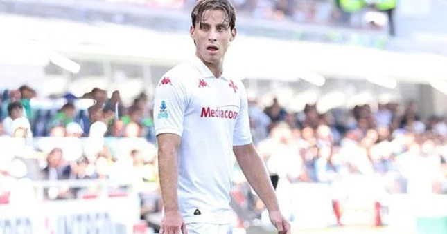 Roma səhhətində problem yaranan futbolçunu satdı