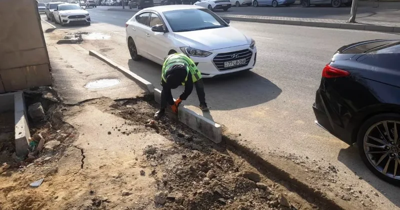 ИВ Баку возвращает украденные у пешеходов тротуары ФОТОФАКТ