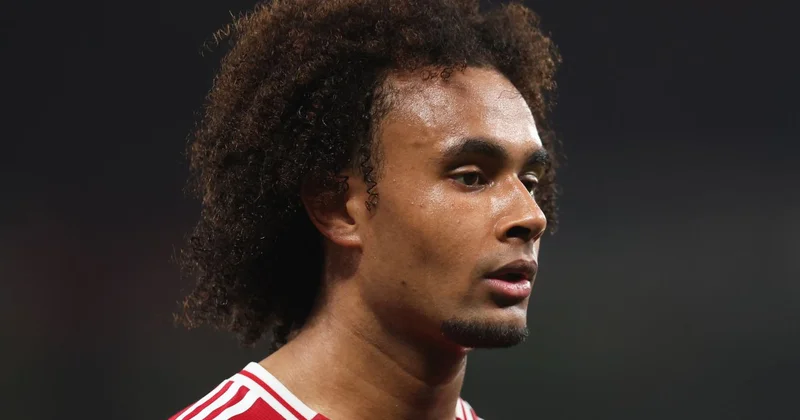 Amorimin gedişindən sonra “Mançester Yunayted”in hücumçusunun “Roma”ya keçidi təxirə düşüb